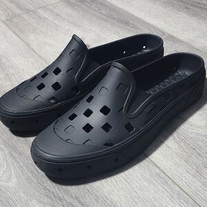 Vans Black Slip On Rubber Mule TRK Water Friendly Shoes Womens Size 10